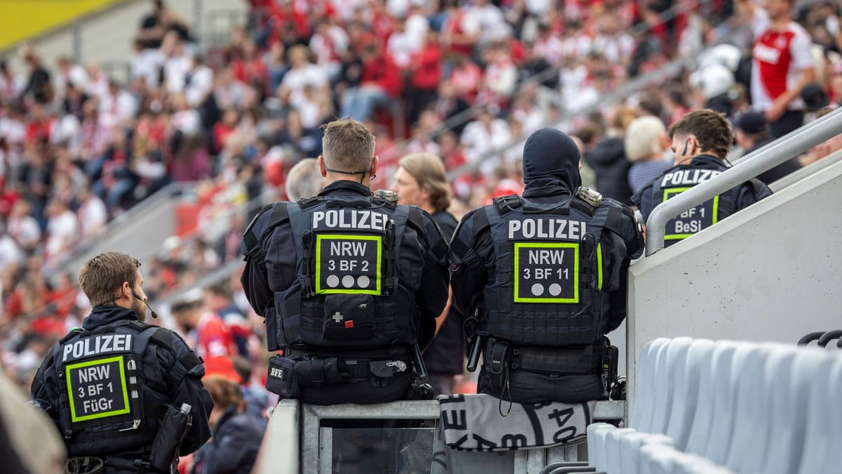 Fanhilfe erhebt nach Rhein-Derby weitere Vorwürfe gegen Polizei