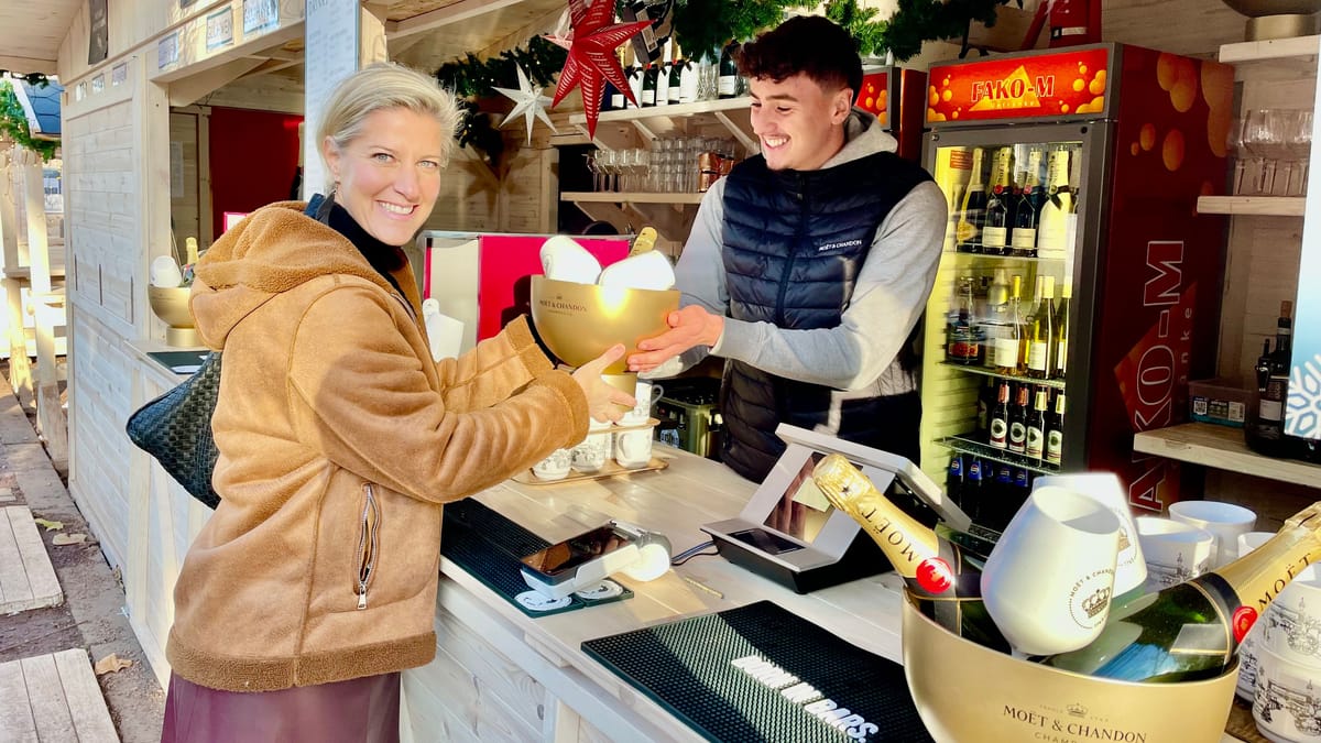 An der Kö fließt Champagner statt Glühwein