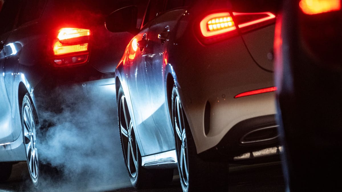 Weber: EU-Kommission wird Verbrenner-Aus zurücknehmen