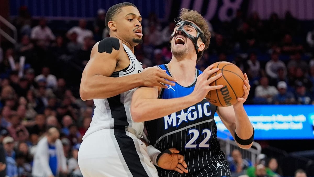 Franz Wagner am Knie verletzt – MRT folgt