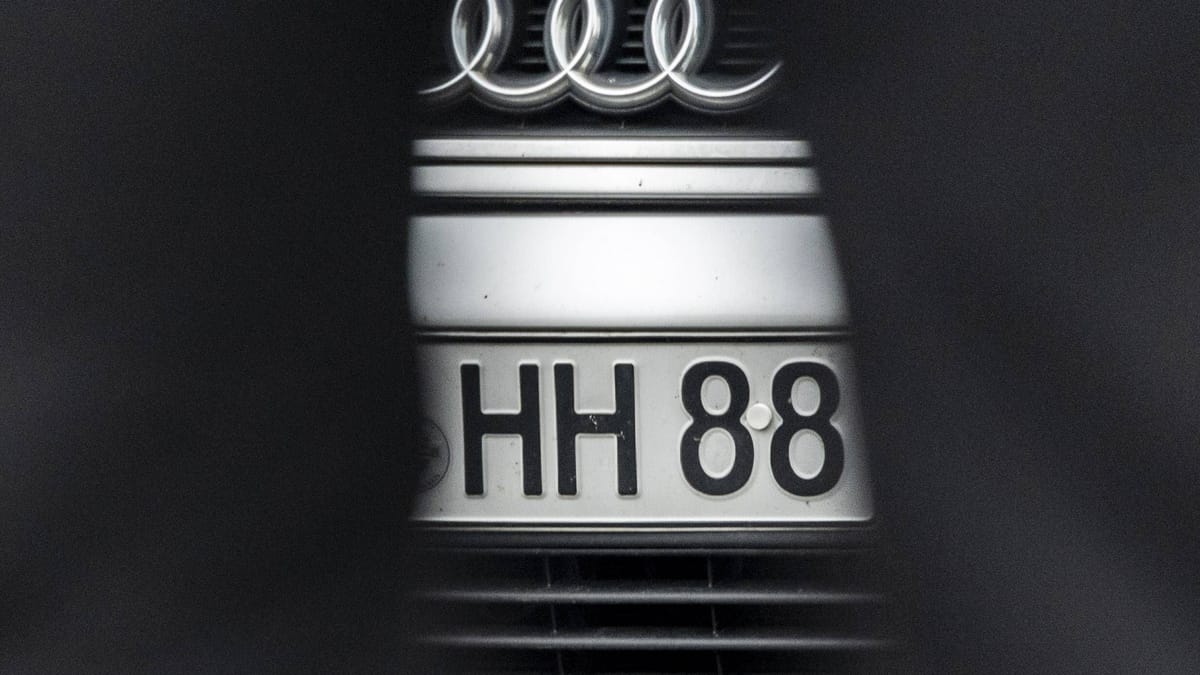 Kennzeichen empört Autobesitzerin: Behörde hat eindeutige Meinung