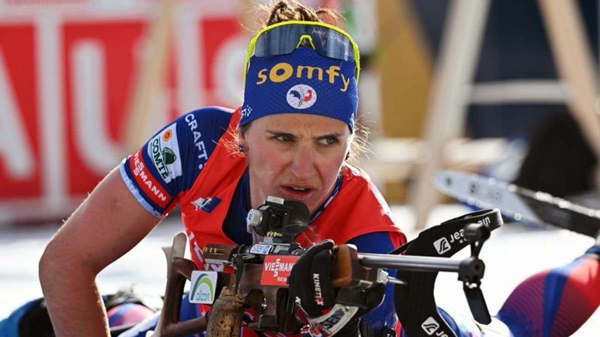 Französin Julia Simon spricht in Hochfilzen über Betrugsskandal Französin Julia Simon spricht in Hochfilzen über Betrugsskandal