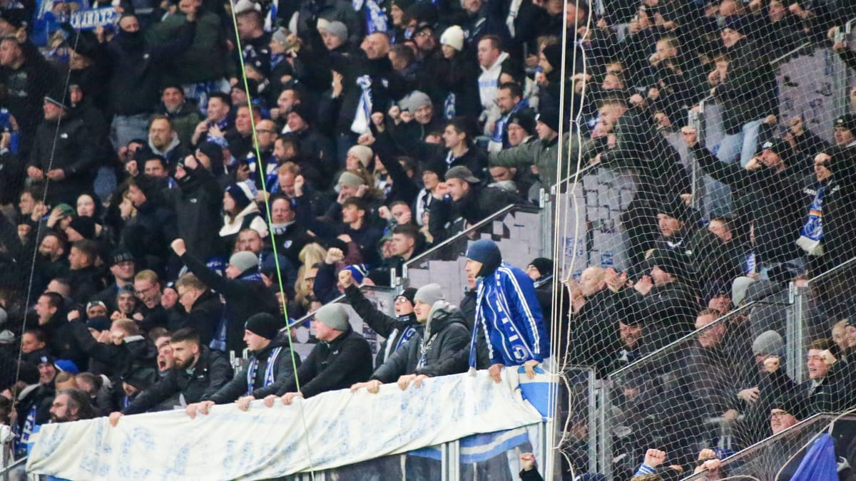 DFB-Pokal-Magdeburg-Fan-nach-Notfall-in-Leipzig-gestorben