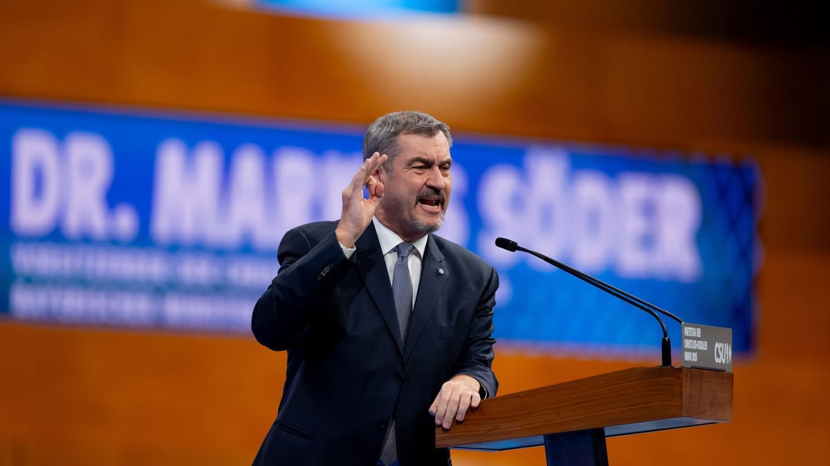 S-der-mit-83-6-Prozent-erneut-als-CSU-Chef-wiedergew-hlt