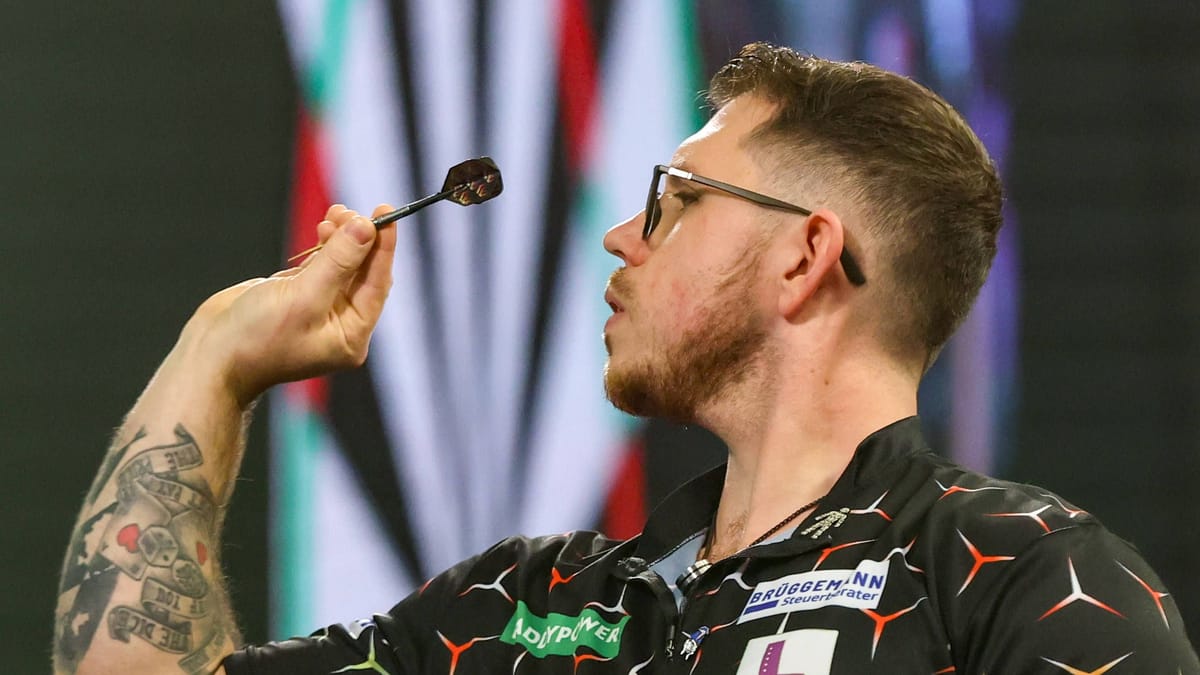 Lukas Wenig verliert Debüt – Aus für ersten Deutschen Lukas Wenig verliert Debüt – Aus für ersten Deutschen