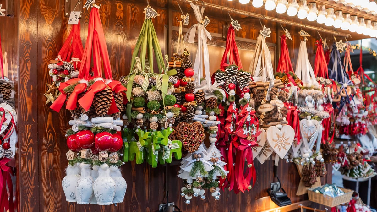 Christkindlmarkt auf Schloss Oelber: Weihnachtlicher Ausflug ab Hannover Christkindlmarkt auf Schloss Oelber: Weihnachtlicher Ausflug ab Hannover